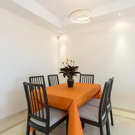 Duplex With Rooftop Terrace Aloha Royal Rdr230 Apartment Marbella