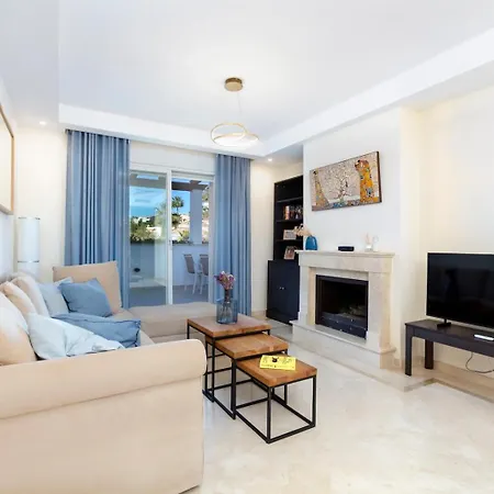 Duplex With Rooftop Terrace Aloha Royal Rdr230 Apartment Marbella
